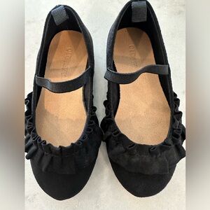 Old Navy Black Ruffle Kids Dress Shoes